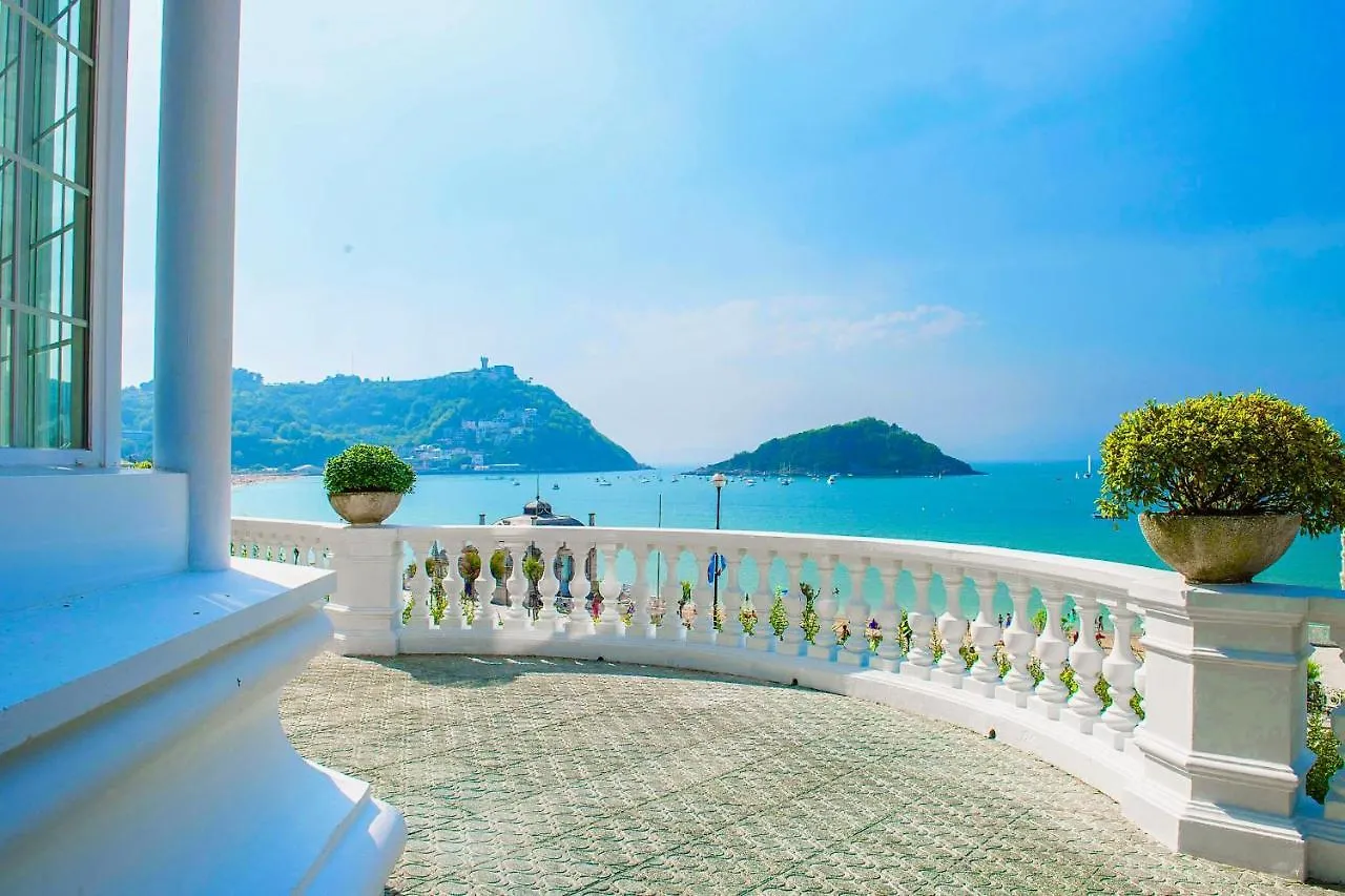 Crown Of La Concha Beach Apartman San Sebastián Spanyolország