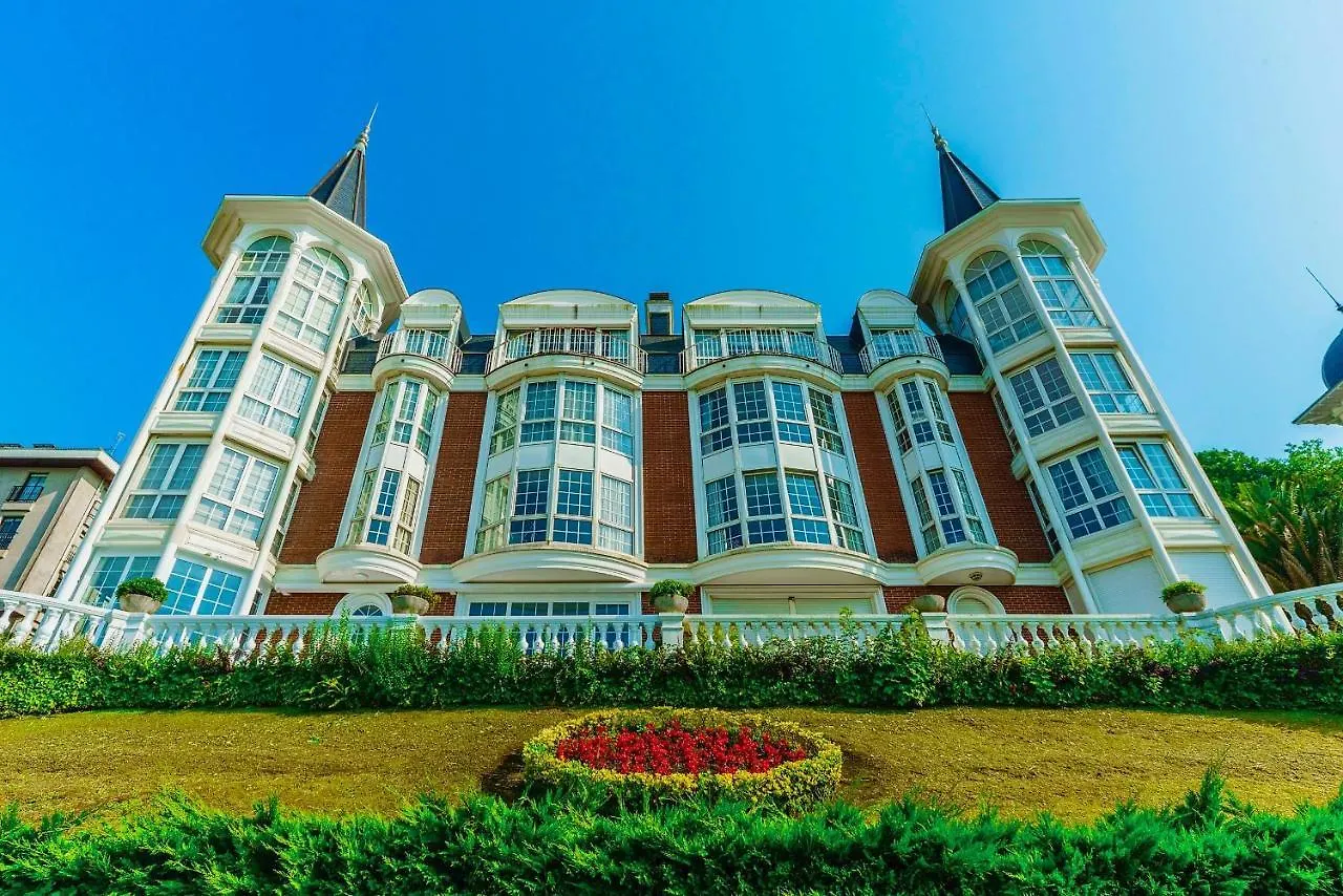 Crown Of La Concha Beach Apartman San Sebastián 0*,